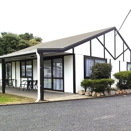 Magnolia Court Motel Opotiki Bagian luar foto