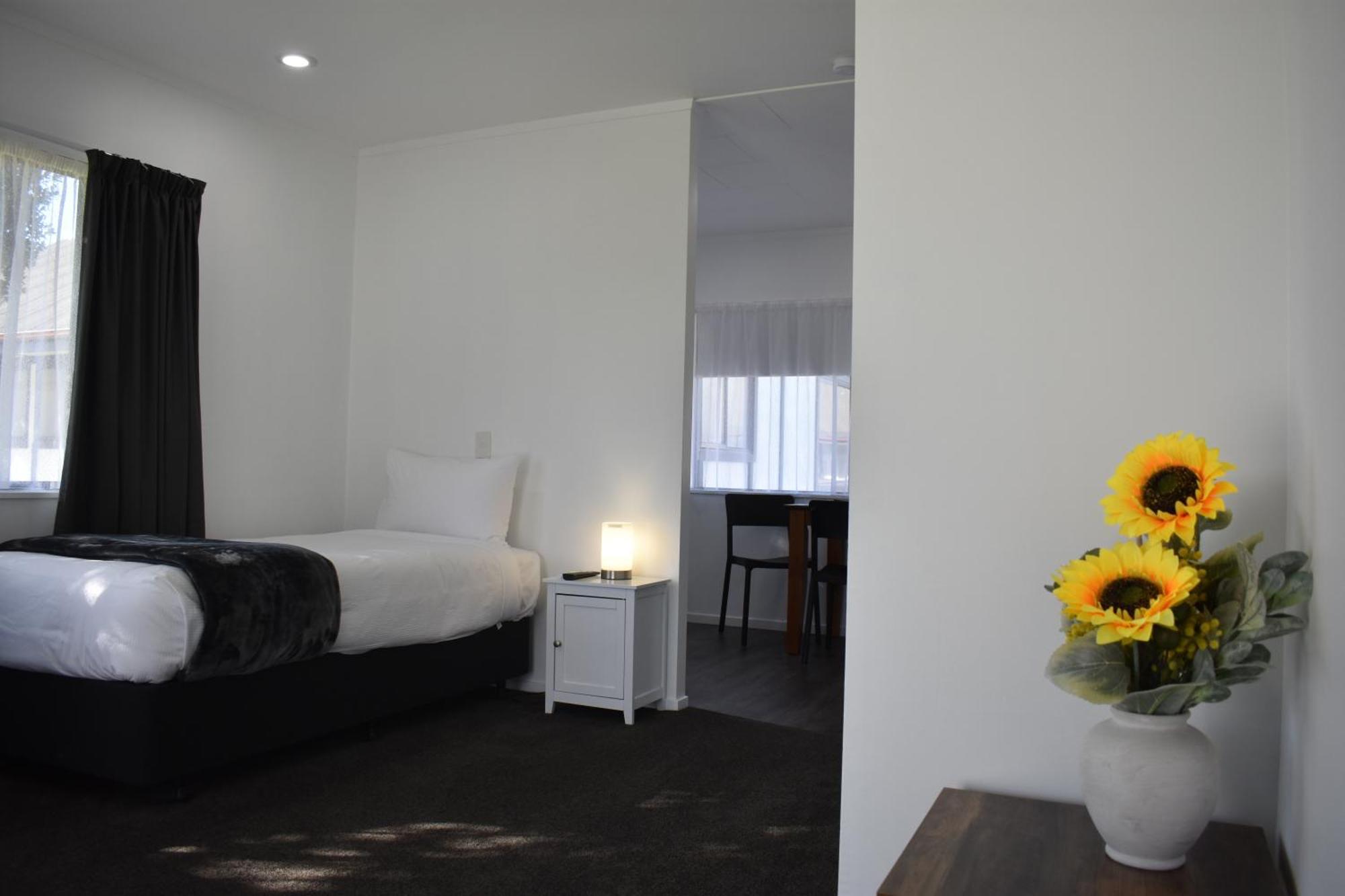 Magnolia Court Motel Opotiki Bagian luar foto