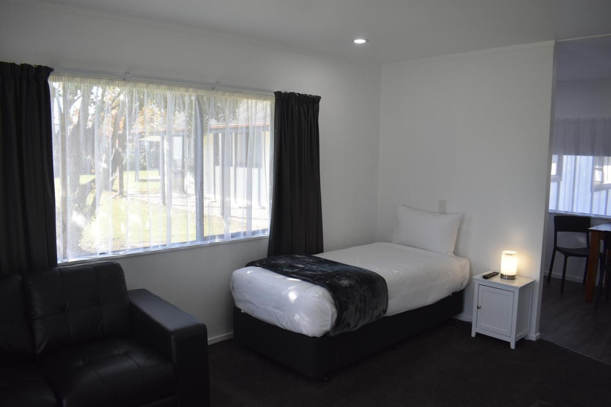 Magnolia Court Motel Opotiki Bagian luar foto